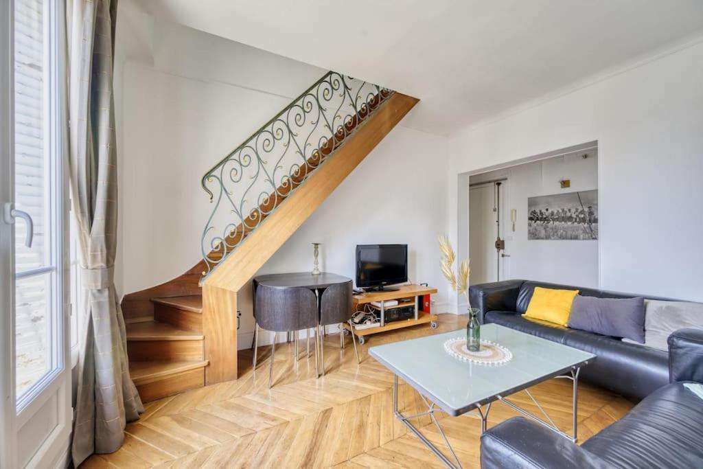 Duplex Avec Un Balcon, 16 Appartement *